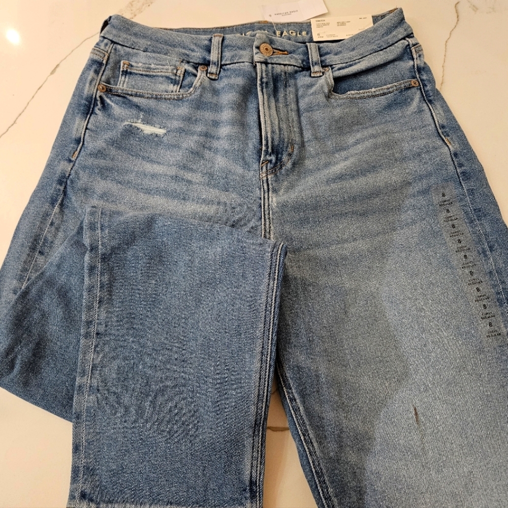 American Eagle Mom Jeans